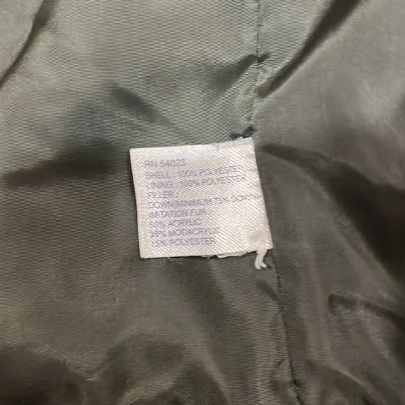 GAP Vest - Picture 6 of 8